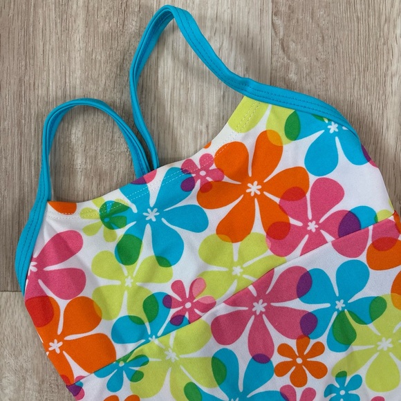 Two Girls Bathing Suits - Picture 5 of 8